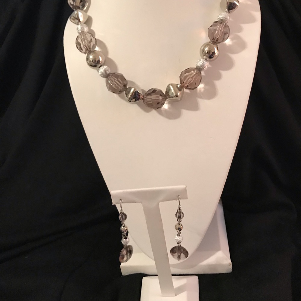 Silver and crystal necklace Earring costume